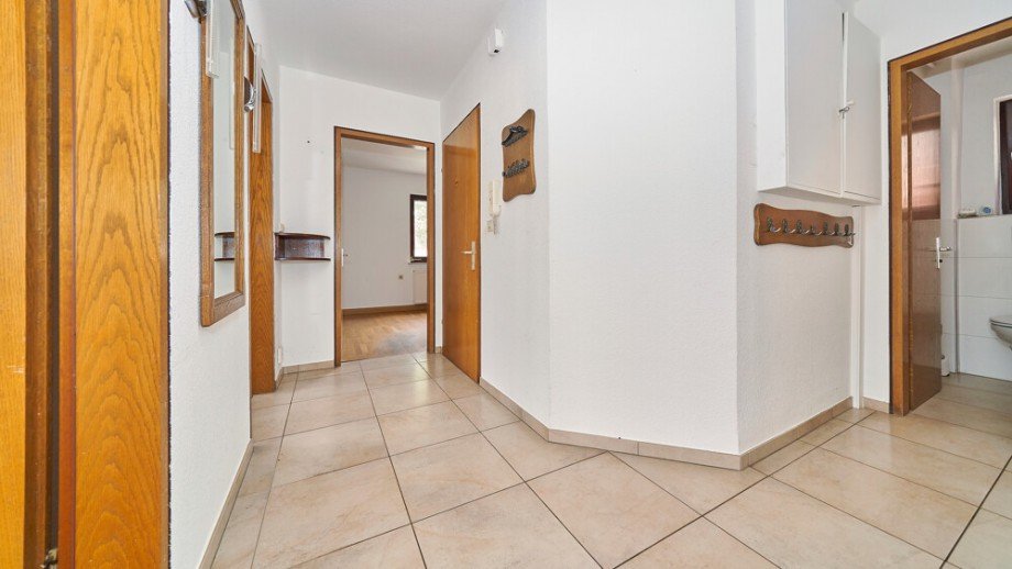 Flur 2. OG Zweifamilienhaus Freiberg am Neckar / Beihingen