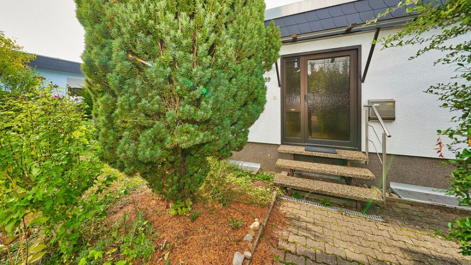 Aussenansicht_vorne Bungalow Oberstenfeld