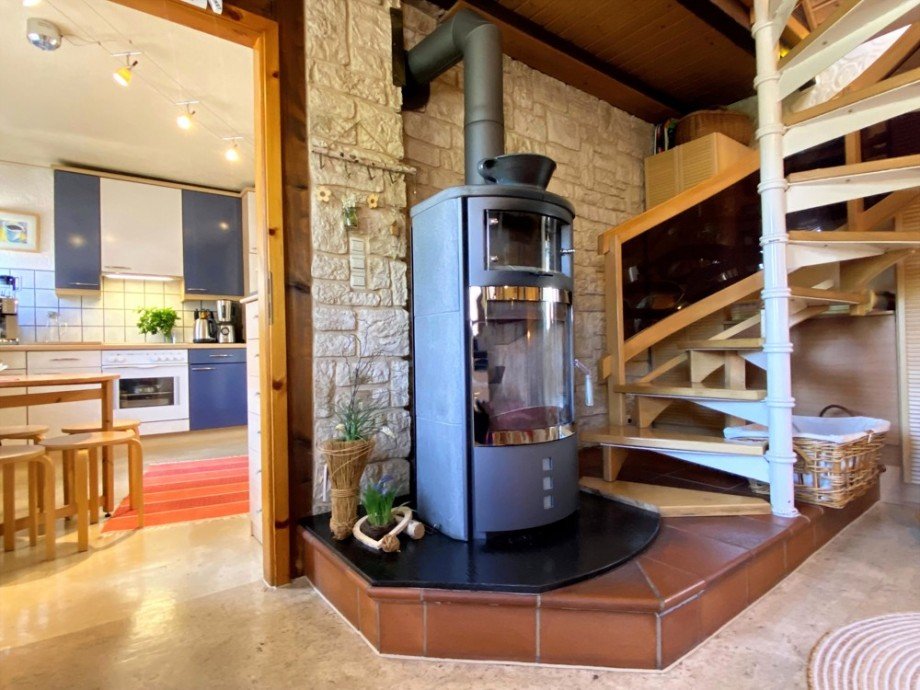 Whg. 2 im OG - Kaminofen Zweifamilienhaus Oedheim / Degmarn