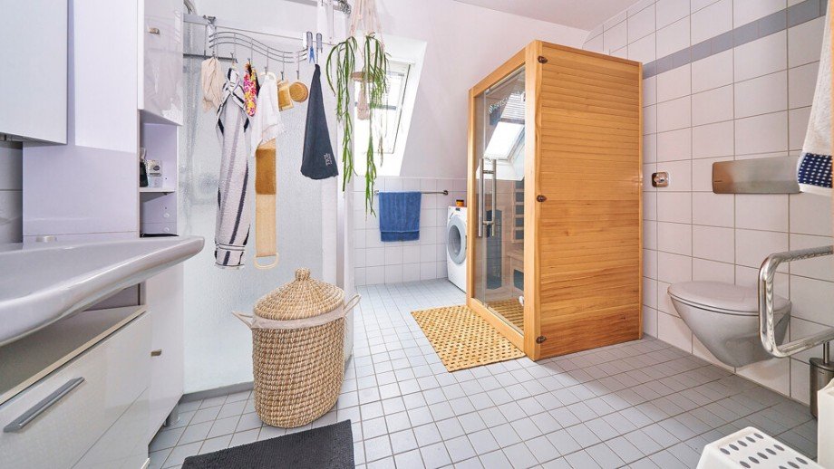 Bad Dachgeschosswohnung Freiberg am Neckar