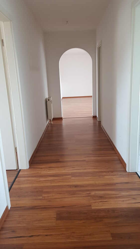 WE_21_Flur Etagenwohnung Rackwitz-Zschortau