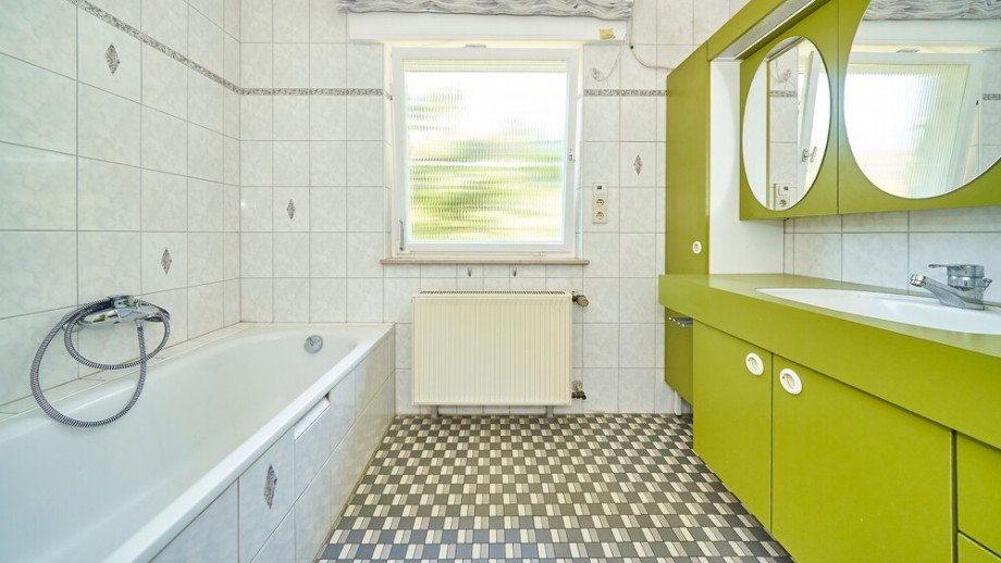 EG Bad Chalet Remseck am Neckar