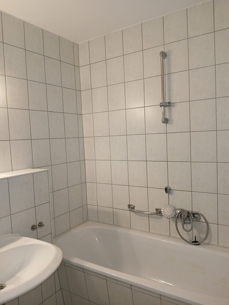 WE_17_Bad_1 Etagenwohnung Rackwitz-Zschortau