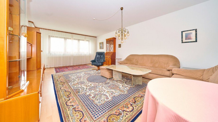 OG_Wohnzimmer_01 Etagenwohnung Freiberg am Neckar