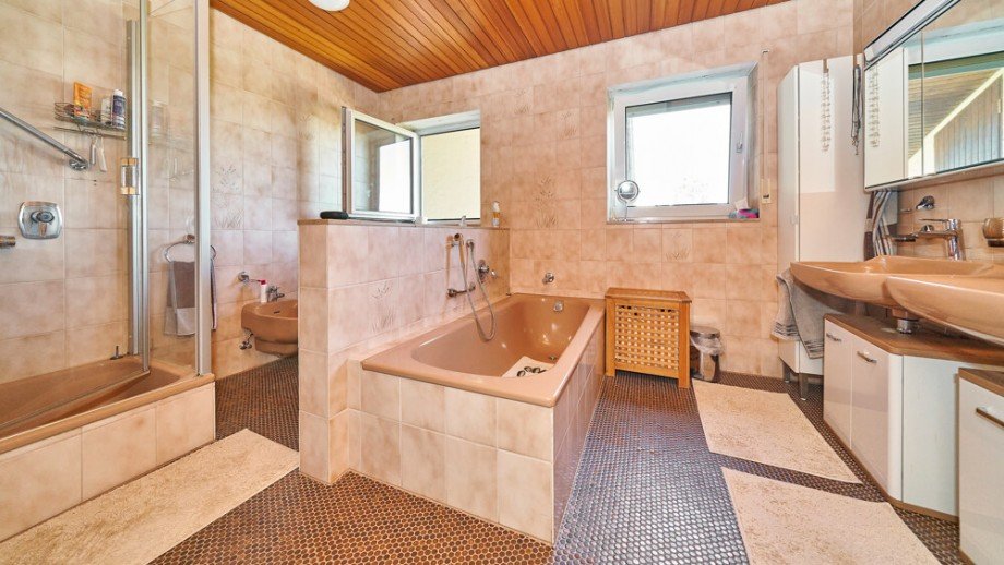 EG_Bad Einfamilienhaus B�nnigheim