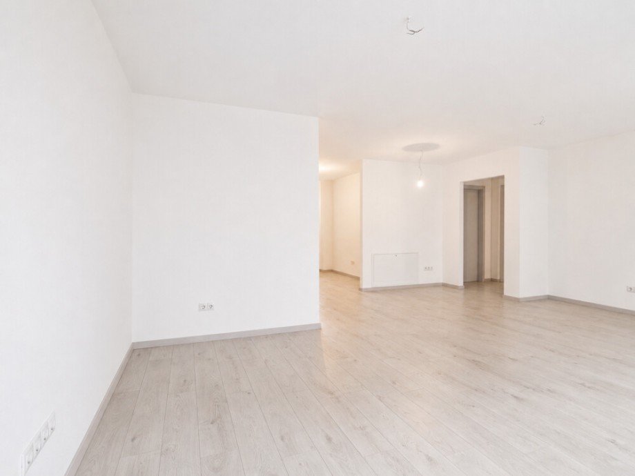 Wohnen und Essen Etagenwohnung Gro�bottwar