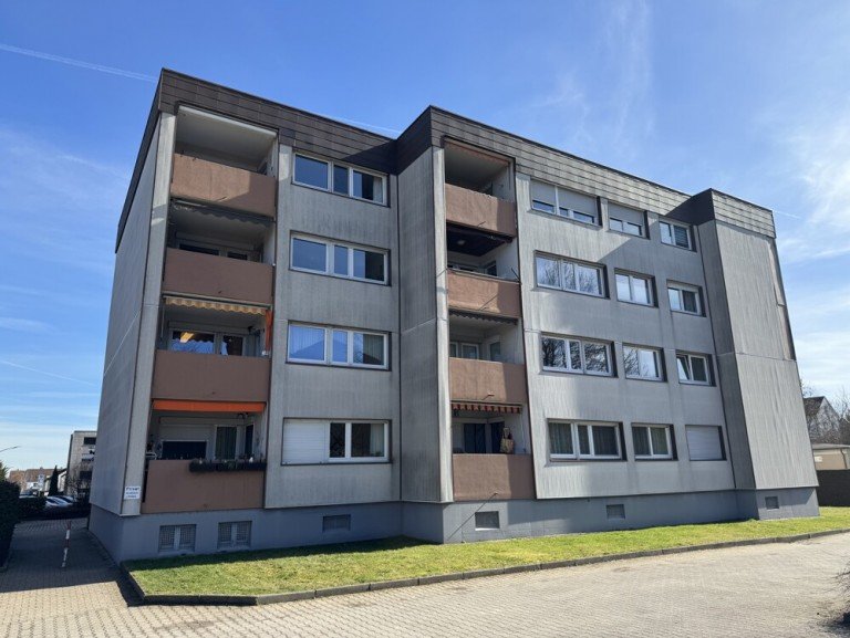 Westseite Leinfelden-Echterdingen Etagenwohnung Wer k�sst diese gro�z�gige3,5 Zi.Wohnung mit Garagewieder wach?