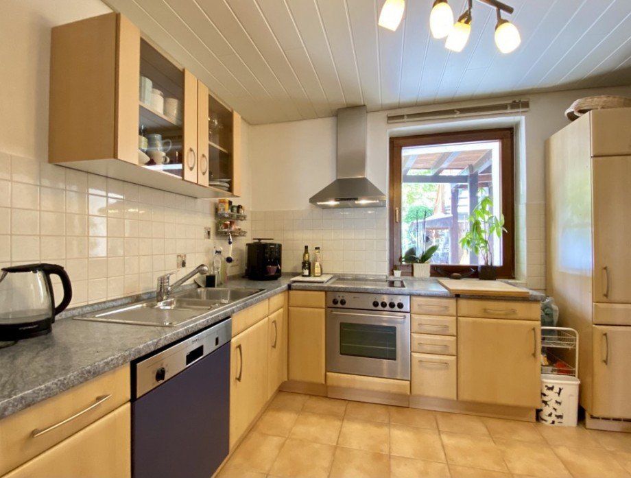 ELW. im EG - K�che Zweifamilienhaus Oedheim / Degmarn