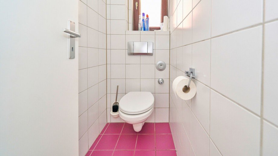 G�ste WC EG Zweifamilienhaus Freiberg am Neckar / Beihingen