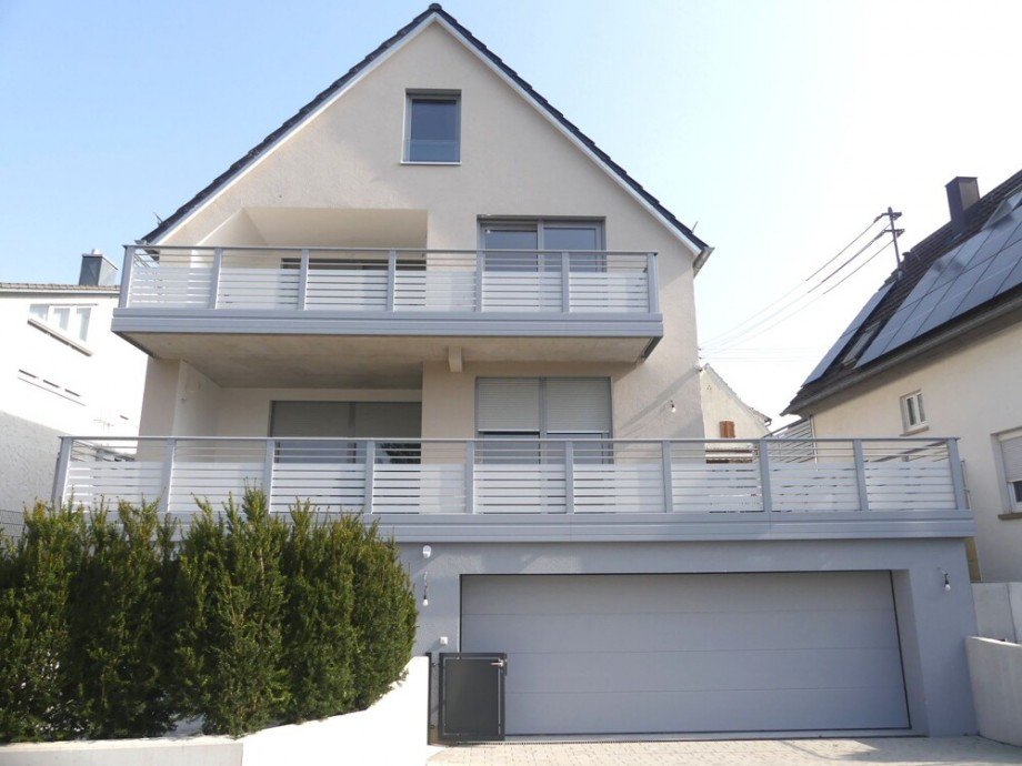 Hausansicht au�en Erdgeschosswohnung Ludwigsburg / Neckarweihingen