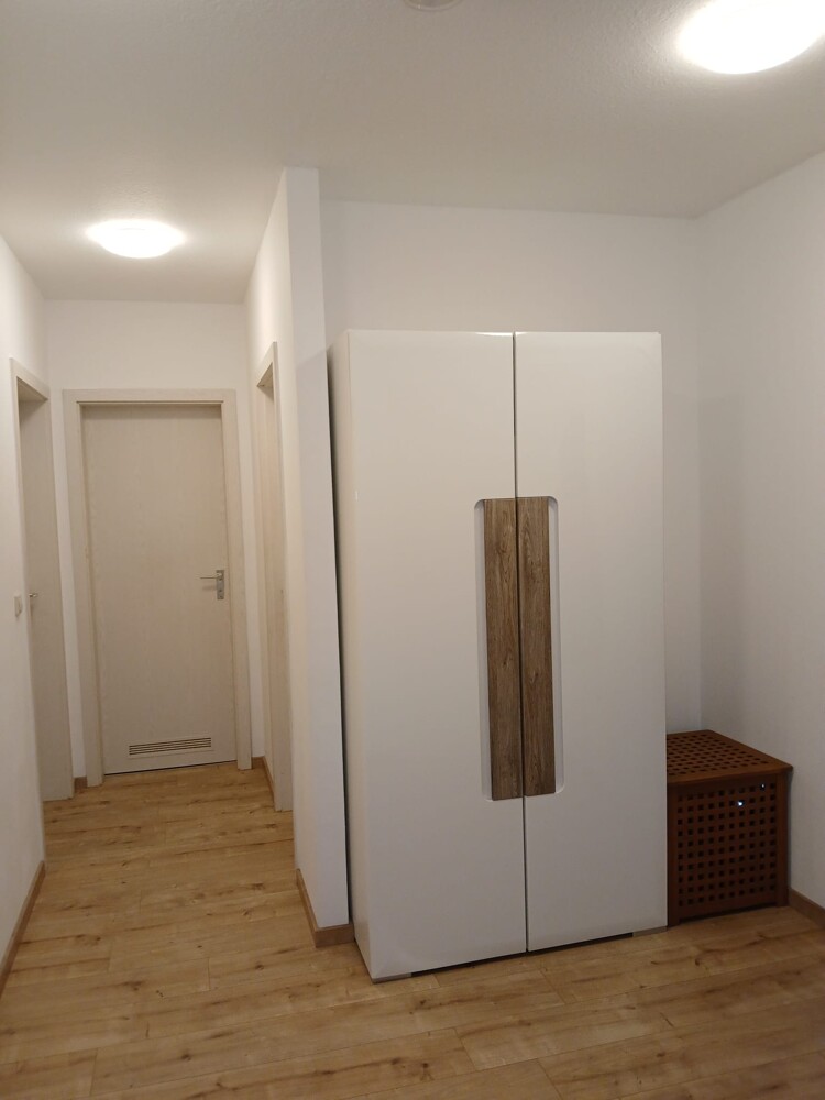 WE_17_Flur Etagenwohnung Rackwitz-Zschortau