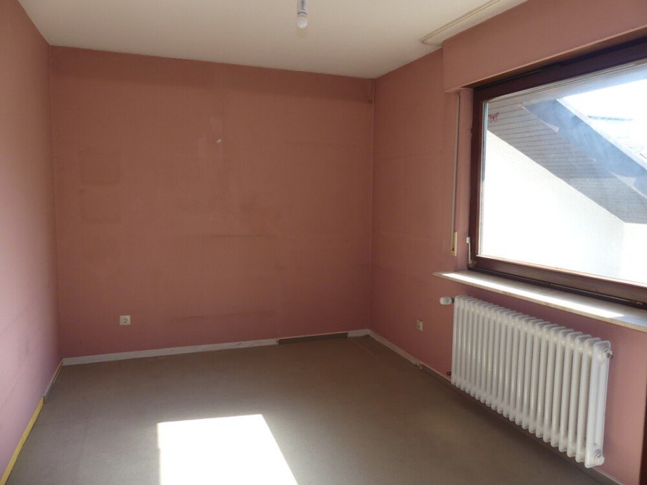 OG: Zimmer 2 mit Dachterrassenzugang Doppelhaush�lfte Marbach